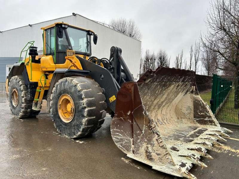 Volvo L220H - Carregadeira de rodas: foto 1 Volvo L220H - Carregadeira de rodas: foto 1