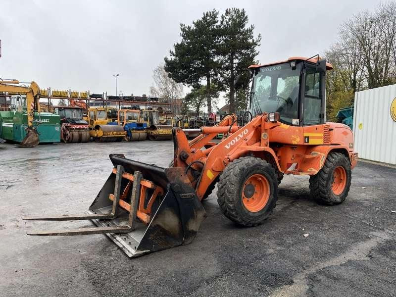 Volvo L30G - Carregadeira de rodas: foto 3 Volvo L30G - Carregadeira de rodas: foto 3