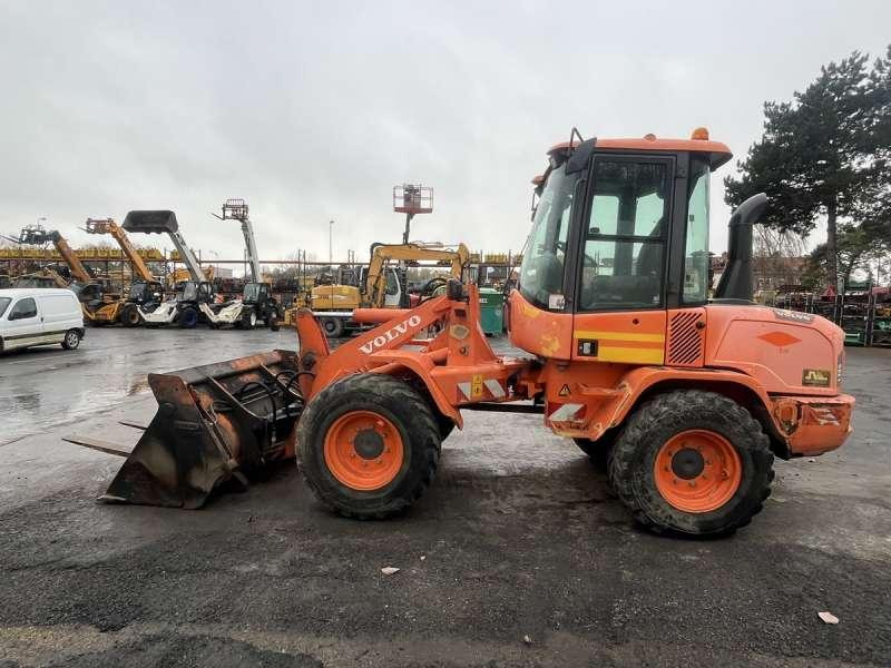 Volvo L30G - Carregadeira de rodas: foto 4 Volvo L30G - Carregadeira de rodas: foto 4
