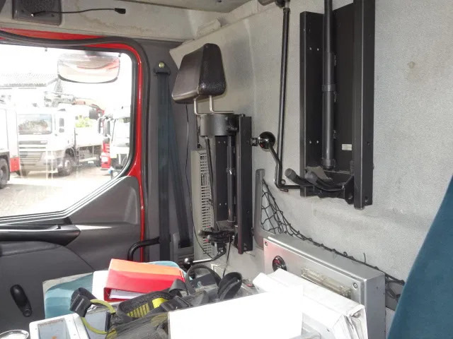 Caminhão DAF LF 250 METZ 30 meter: foto 11
