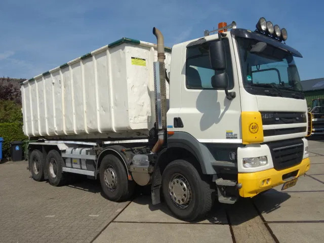 DAF CF 410 8X4 NCH CONTAINER SYSTEEM 32 TON 90 graden silo containers - Caminhão com sistema de cabo: foto 4 DAF CF 410 8X4 NCH CONTAINER SYSTEEM 32 TON 90 graden silo containers - Caminhão com sistema de cabo: foto 4