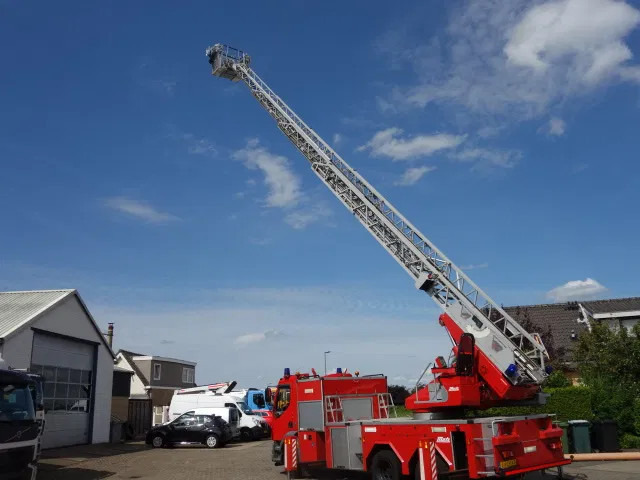 DAF LF 55.250 METZ 30 meter - Carro de bombeiro: foto 1 DAF LF 55.250 METZ 30 meter - Carro de bombeiro: foto 1