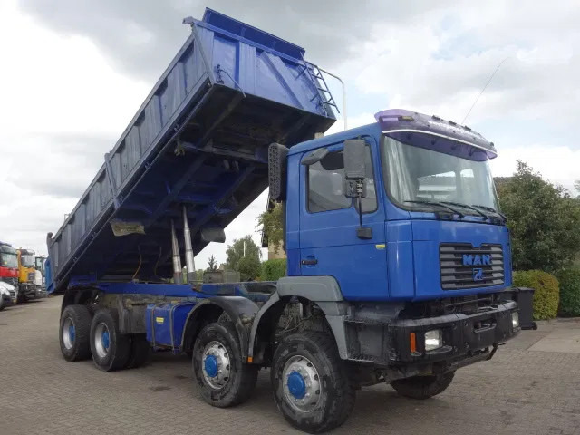 MAN 35.414 8x8 meiller kipper manual diesel pomp - Caminhão basculante: foto 1 MAN 35.414 8x8 meiller kipper manual diesel pomp - Caminhão basculante: foto 1