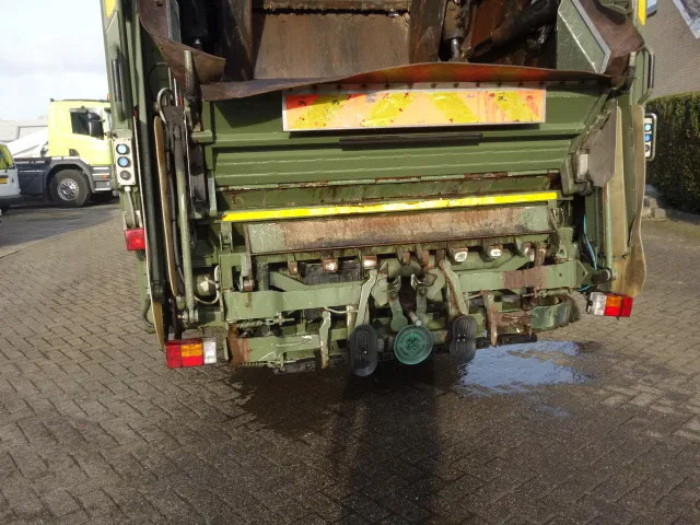 Scania P250 GEESINK GPM III CONTAINER SYSTEEM ,WELVAARD WEEGSYSTEEM EURO 6 - Caminhão de lixo: foto 4 Scania P250 GEESINK GPM III CONTAINER SYSTEEM ,WELVAARD WEEGSYSTEEM EURO 6 - Caminhão de lixo: foto 4