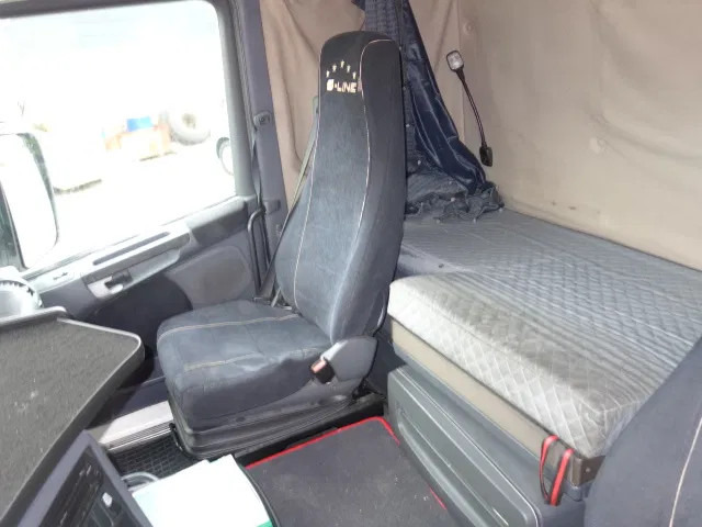 Locação de Scania R380 6X2 19200 LITER TANK,MANUAL GEARBOX Scania R380 6X2 19200 LITER TANK,MANUAL GEARBOX: foto 11