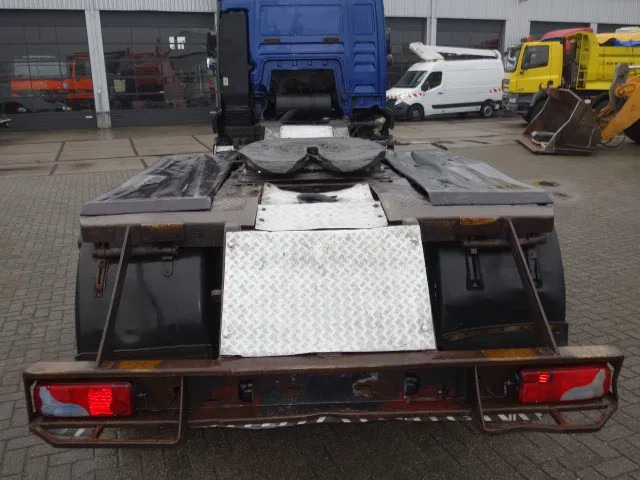 MAN TGA26-480 STEELSPRINGS,MANUAL GEARBOX,AIRCO,RETARDER 6X4 - Tractor: foto 5 MAN TGA26-480 STEELSPRINGS,MANUAL GEARBOX,AIRCO,RETARDER 6X4 - Tractor: foto 5