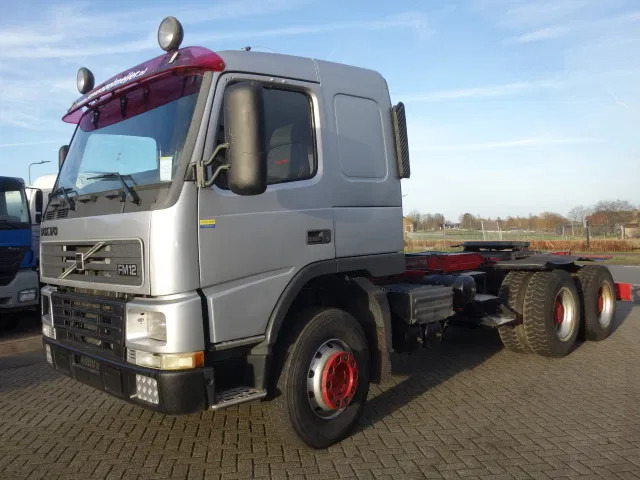 Volvo FM 12.420 6x4 steelsprings - Tractor: foto 1 Volvo FM 12.420 6x4 steelsprings - Tractor: foto 1