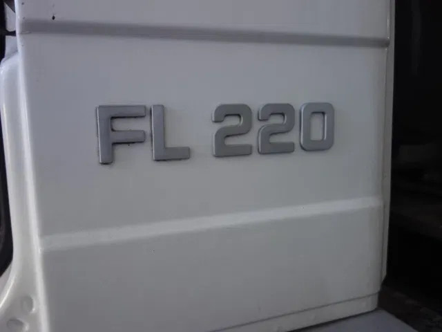 Volvo FL 240 220PK 12000 LITER STEELSPRINGS - Caminhão tanque: foto 5 Volvo FL 240 220PK 12000 LITER STEELSPRINGS - Caminhão tanque: foto 5