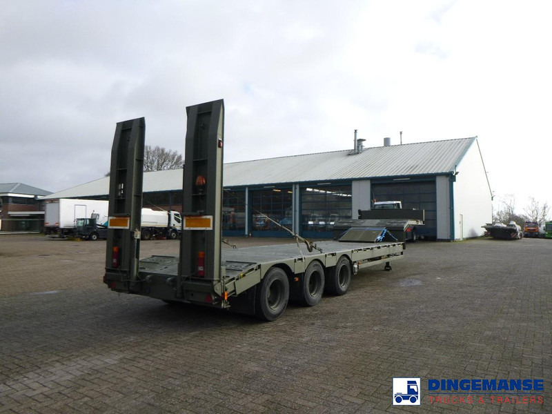Broshuis 3-axle semi-lowbed trailer E-2130 / 73 t + ramps - Semireboque baixa: foto 3 Broshuis 3-axle semi-lowbed trailer E-2130 / 73 t + ramps - Semireboque baixa: foto 3