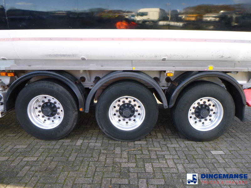 Crane Fruehauf Fuel tank alu 40.4 m3 / 6 comp - Semirreboque tanque: foto 5 Crane Fruehauf Fuel tank alu 40.4 m3 / 6 comp - Semirreboque tanque: foto 5