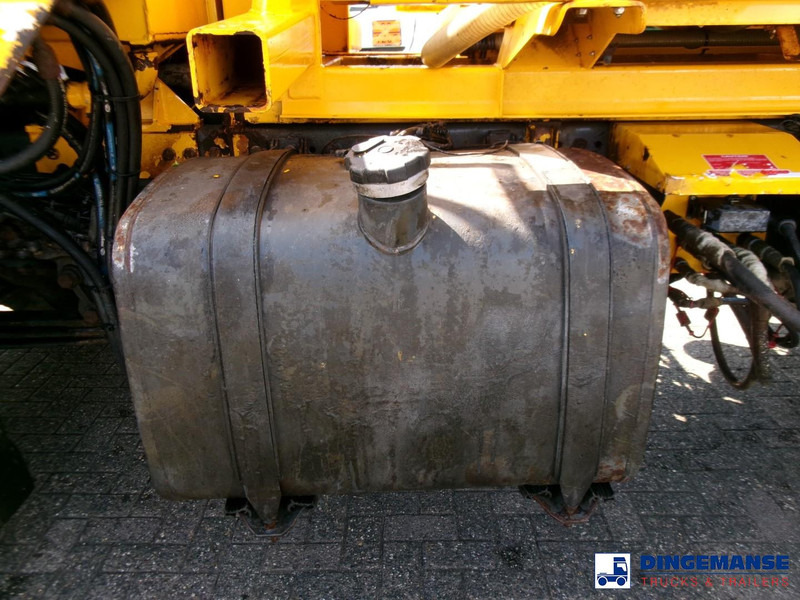 DAF CF 75.360 6X4 RHD gritter / salt spreader - Veículo limpa-neves: foto 5 DAF CF 75.360 6X4 RHD gritter / salt spreader - Veículo limpa-neves: foto 5