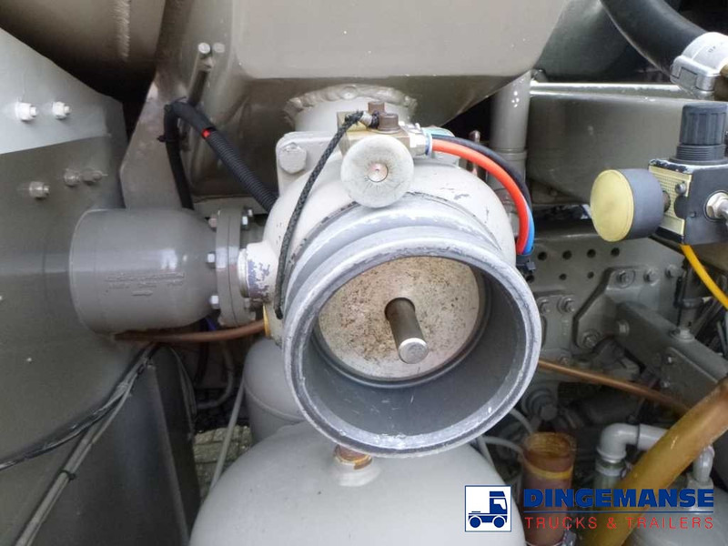 Locação de DAF CF 85.360 6X2 fuel tank alu 22 m3 / 4 comp + pump DAF CF 85.360 6X2 fuel tank alu 22 m3 / 4 comp + pump: foto 15