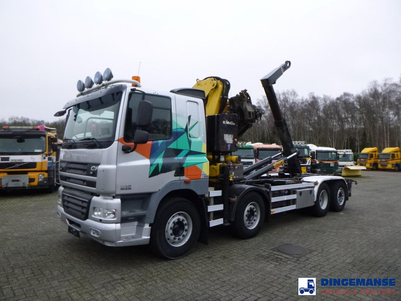 DAF CF 85.410 8x2 Hyva container hook + crane - Caminhão grua: foto 1 DAF CF 85.410 8x2 Hyva container hook + crane - Caminhão grua: foto 1