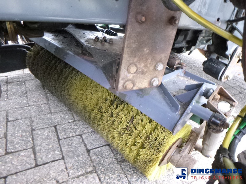 Varredora urbana DAF LF 45.180 Scarab Merlin street sweeper 4x2: foto 13