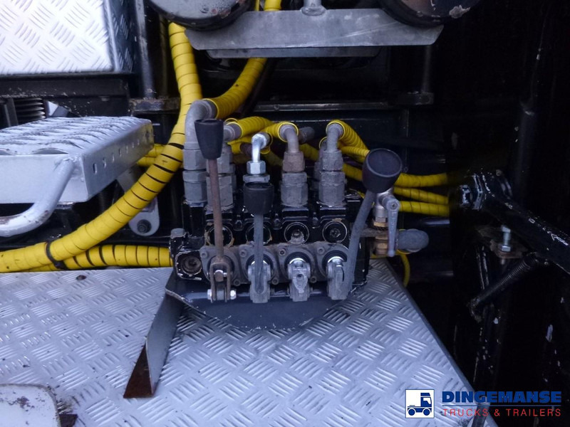 Locação de DAF XF 105.510 6x4 + Loglift F281S83 crane / timber truck + dolly DAF XF 105.510 6x4 + Loglift F281S83 crane / timber truck + dolly: foto 20