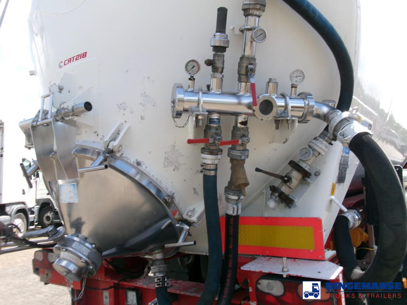 Feldbinder Powder tank alu (tipping) 63 m3 - Semirreboque tanque: foto 5 Feldbinder Powder tank alu (tipping) 63 m3 - Semirreboque tanque: foto 5