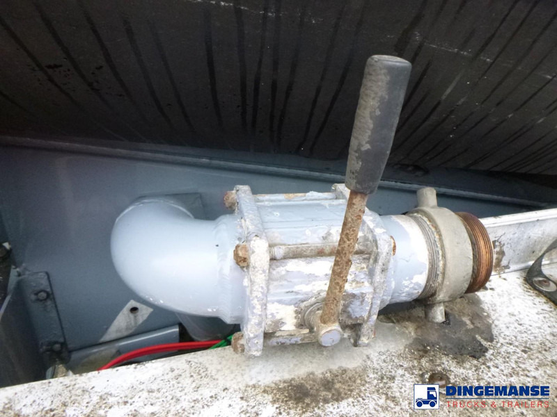 Locação de Heil / Thompson Heavy oil tank alu 34.2 m3 / 1 comp + pump Heil / Thompson Heavy oil tank alu 34.2 m3 / 1 comp + pump: foto 13 Locação de Heil / Thompson Heavy oil tank alu 34.2 m3 / 1 comp + pump Heil / Thompson Heavy oil tank alu 34.2 m3 / 1 comp + pump: foto 13