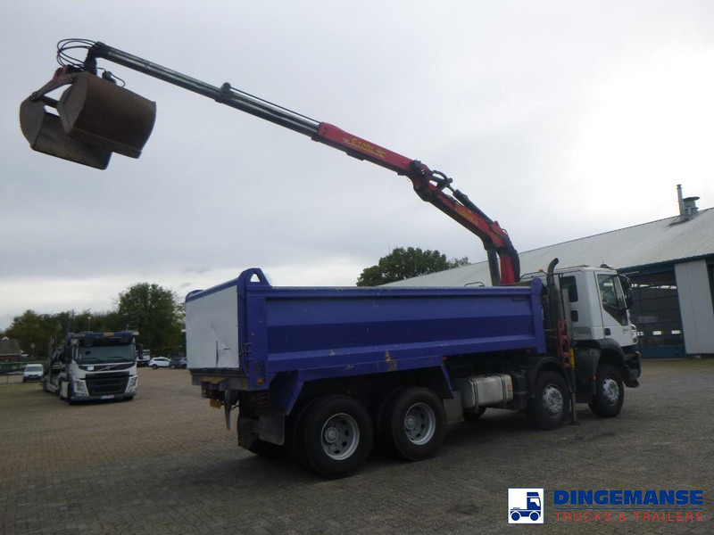 Iveco AD340T36 8x4 RHD tipper + Palfinger E120 plus + grapple - Caminhão grua: foto 4 Iveco AD340T36 8x4 RHD tipper + Palfinger E120 plus + grapple - Caminhão grua: foto 4