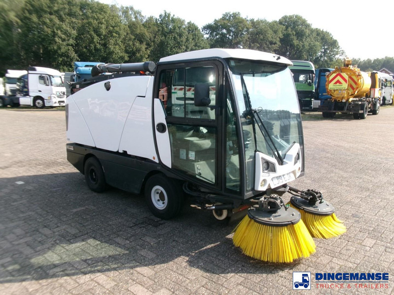 Johnston C202 compact street sweeper - Varredora urbana: foto 2 Johnston C202 compact street sweeper - Varredora urbana: foto 2