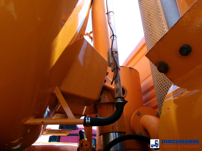 Caminhão limpa fossa MAN 41.463 8x4 Euro 2 vacuum tank ADR 15 m3 / 2 comp: foto 19