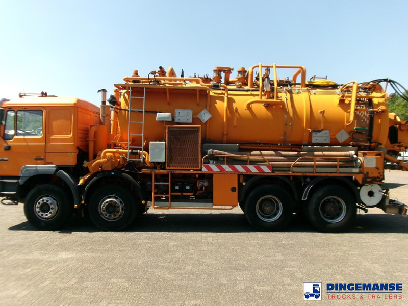 MAN 41.463 8x4 Euro 2 vacuum tank ADR 15 m3 / 2 comp - Caminhão limpa fossa: foto 5 MAN 41.463 8x4 Euro 2 vacuum tank ADR 15 m3 / 2 comp - Caminhão limpa fossa: foto 5