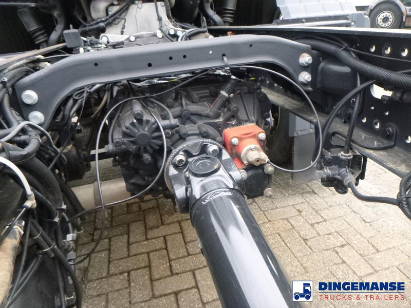 MAN TGS 19.360 4X2 BBS manual Euro 2 chassis + PTO - Caminhão chassi: foto 5 MAN TGS 19.360 4X2 BBS manual Euro 2 chassis + PTO - Caminhão chassi: foto 5