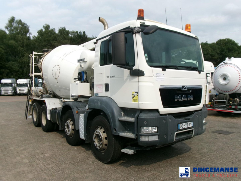 MAN TGS 32.360 8X4 Euro 6 Liebherr concrete mixer 8 m3 + belt - Caminhão betoneira: foto 2 MAN TGS 32.360 8X4 Euro 6 Liebherr concrete mixer 8 m3 + belt - Caminhão betoneira: foto 2