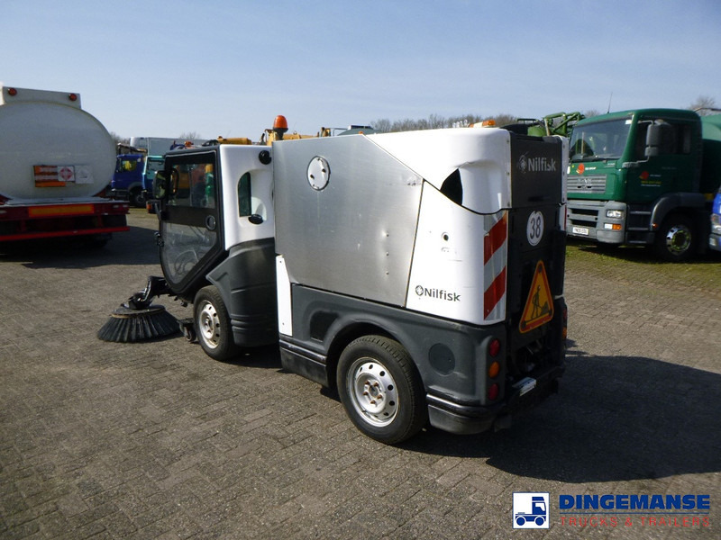 Nilfisk City Ranger CR3500 sweeper - Varredora urbana: foto 3 Nilfisk City Ranger CR3500 sweeper - Varredora urbana: foto 3
