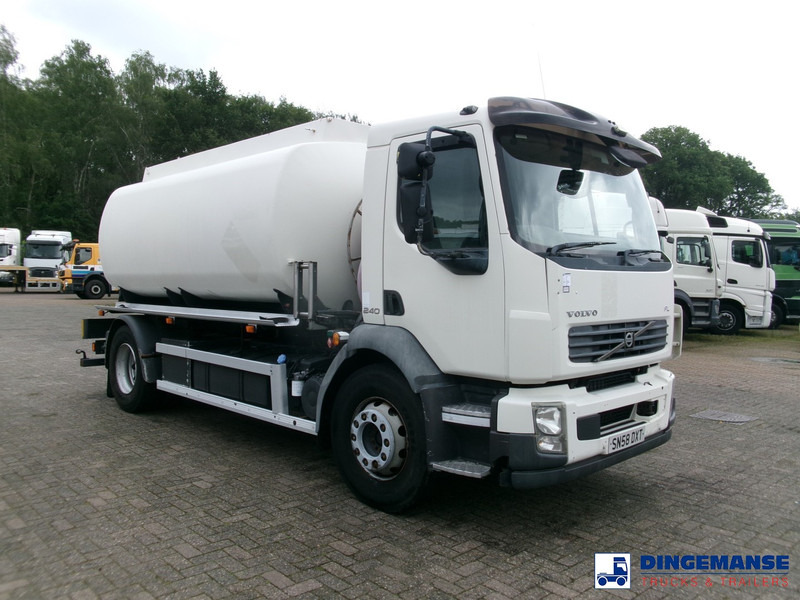 Volvo FL 240 4x2 RHD fuel tank 13 m3 / 4 comp - Caminhão tanque: foto 2 Volvo FL 240 4x2 RHD fuel tank 13 m3 / 4 comp - Caminhão tanque: foto 2
