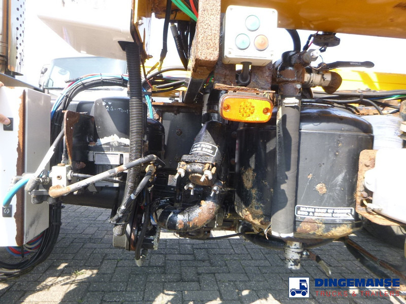 Caminhão limpa fossa Volvo FL6 4x2 RHD Whale vacuum tank 8 m3: foto 18