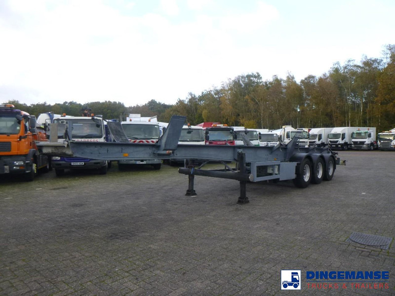 Filiat 3-axle tank trailer chassis incl supports - Semirreboque tanque: foto 1 Filiat 3-axle tank trailer chassis incl supports - Semirreboque tanque: foto 1