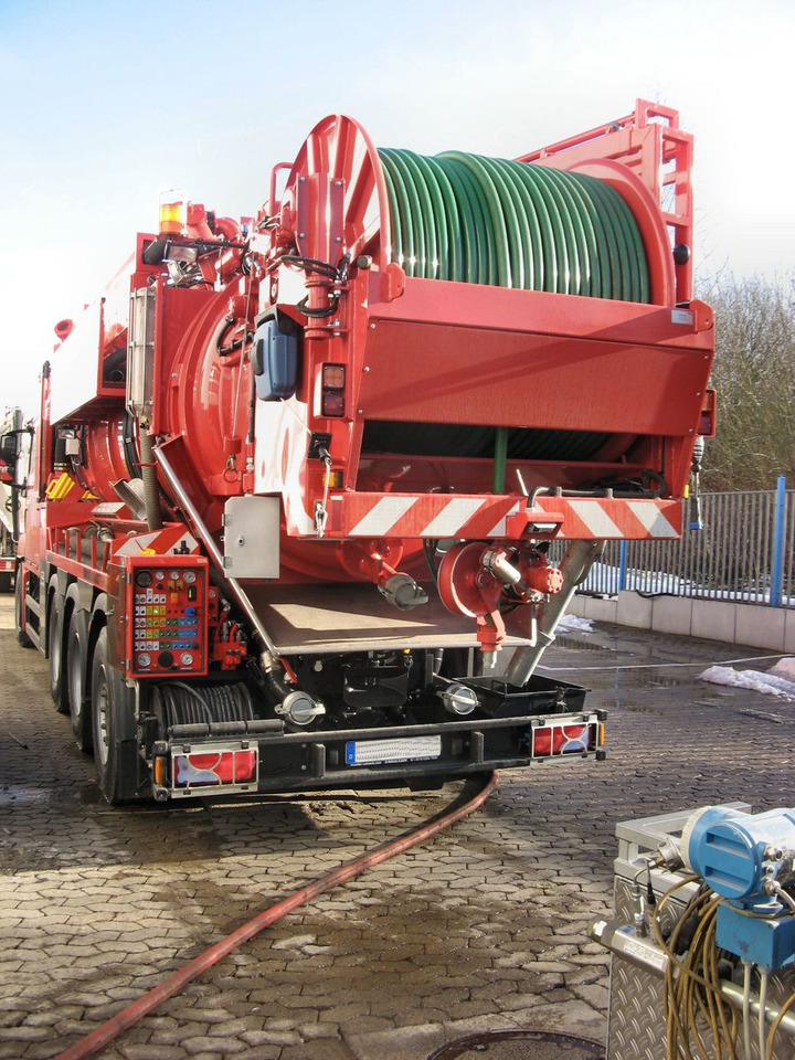 MAN TGS 35.540 8x4 Müller 16m³ WRG + 800 meter HD - Caminhão limpa fossa: foto 4 MAN TGS 35.540 8x4 Müller 16m³ WRG + 800 meter HD - Caminhão limpa fossa: foto 4