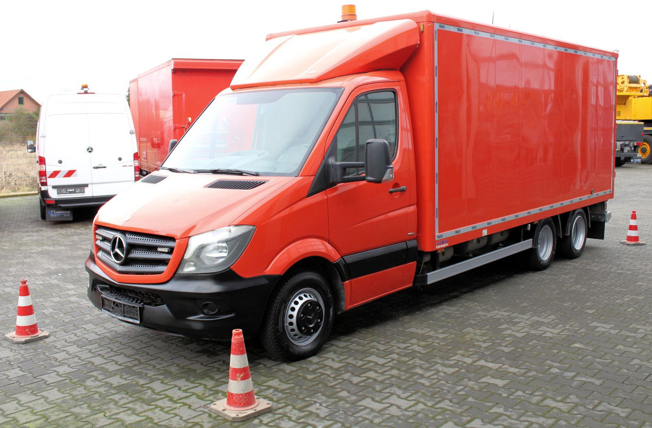 Mercedes-Benz Sprinter 719 V6 CDI 2m³HD-Spül+IBAK TV-Kanal 3D - Caminhão limpa fossa: foto 3 Mercedes-Benz Sprinter 719 V6 CDI 2m³HD-Spül+IBAK TV-Kanal 3D - Caminhão limpa fossa: foto 3