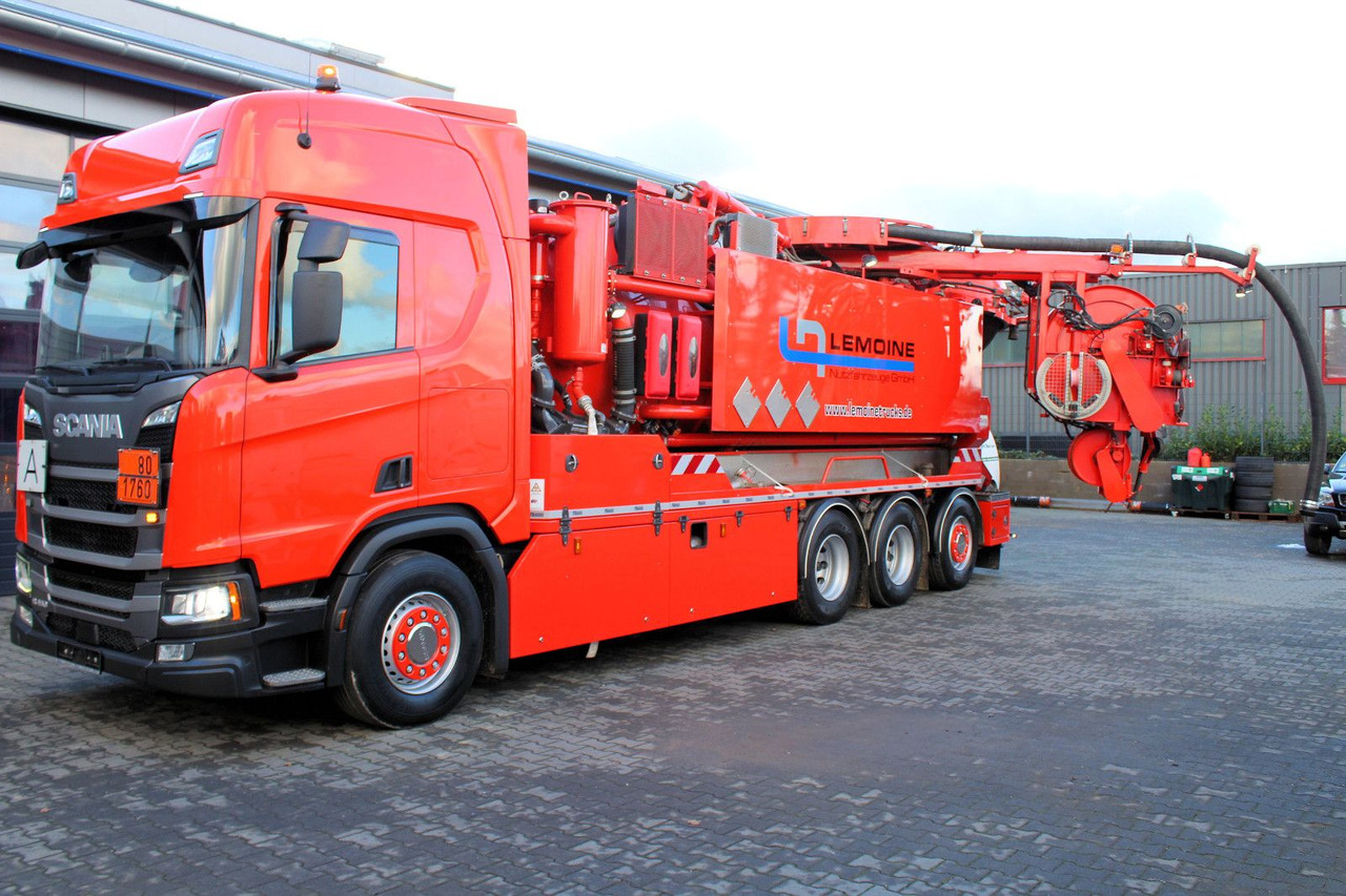 Scania R450 8x4 Kroll 19m³ W-Rückgewinner Kombi-HD +ADR - Caminhão limpa fossa: foto 2 Scania R450 8x4 Kroll 19m³ W-Rückgewinner Kombi-HD +ADR - Caminhão limpa fossa: foto 2