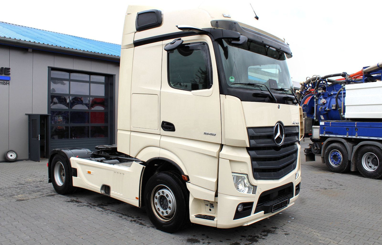 Mercedes-Benz Actros 1848 LS 4x2 BigSpace (MP5) Vollverspoiler - Tractor: foto 1 Mercedes-Benz Actros 1848 LS 4x2 BigSpace (MP5) Vollverspoiler - Tractor: foto 1