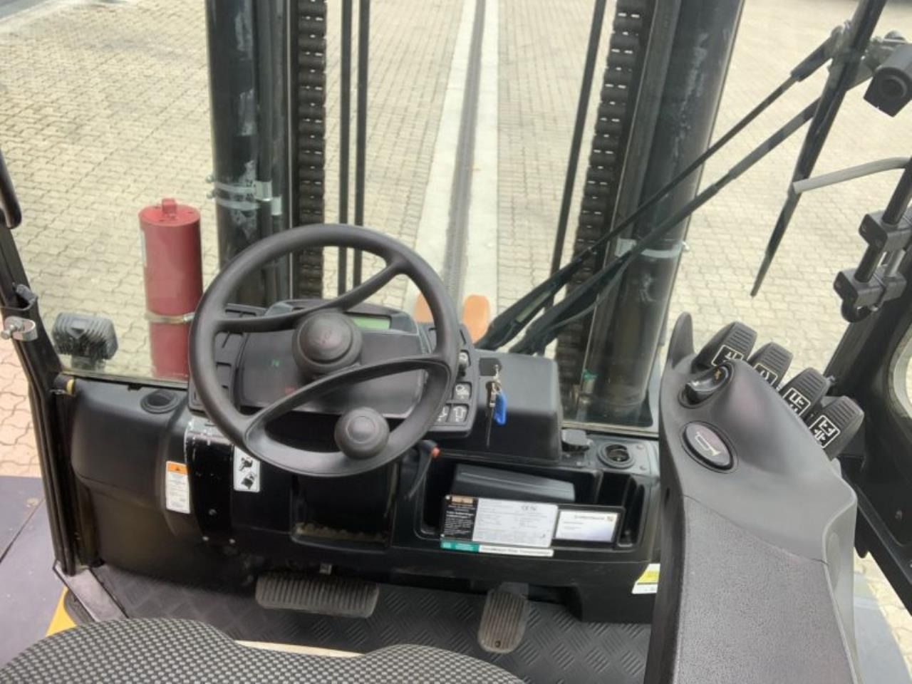 Hyster H8.0FT-6 - Empilhadeira a diesel: foto 4 Hyster H8.0FT-6 - Empilhadeira a diesel: foto 4