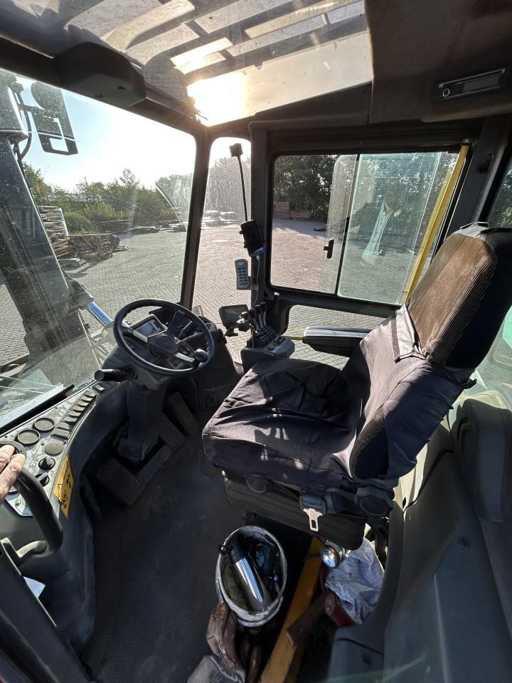 Kalmar DCG160-12 - Empilhadeira a diesel: foto 4 Kalmar DCG160-12 - Empilhadeira a diesel: foto 4