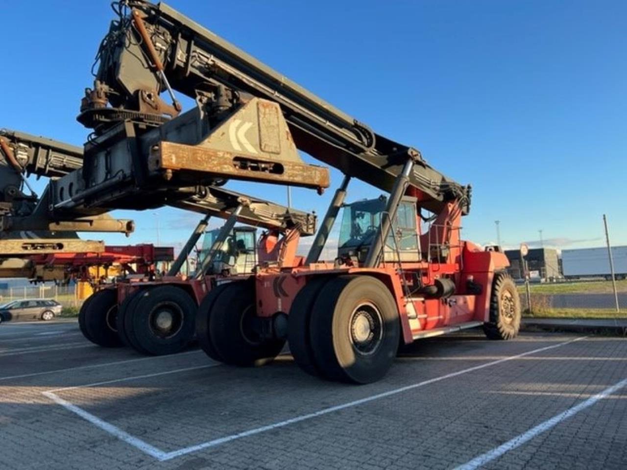 Kalmar DRF450-65S6X - Reachstacker porta contentores: foto 2 Kalmar DRF450-65S6X - Reachstacker porta contentores: foto 2