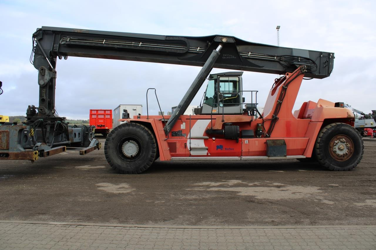 Kalmar DRF450-75S6XS - Reachstacker porta contentores: foto 1 Kalmar DRF450-75S6XS - Reachstacker porta contentores: foto 1