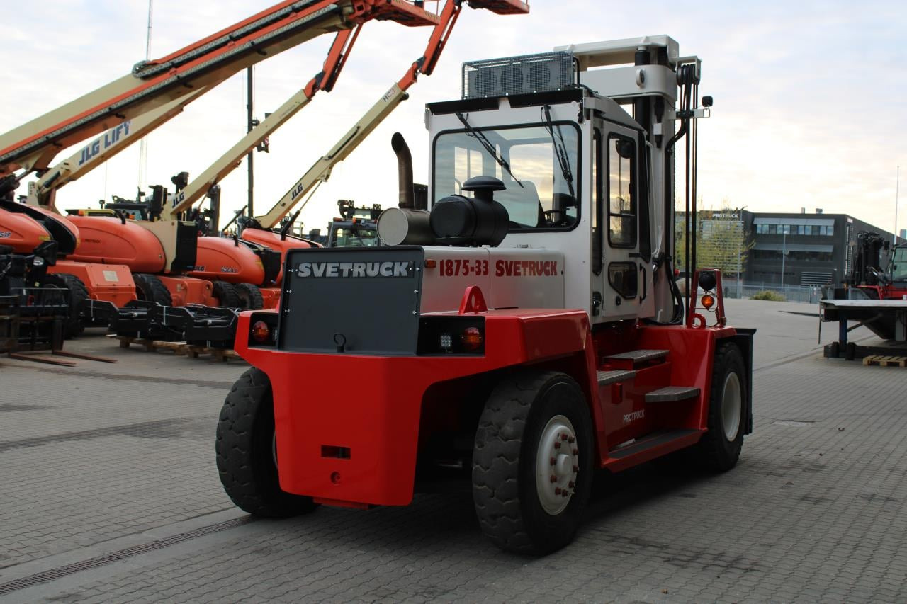 SveTruck 1875-33 - Empilhadeira a diesel: foto 3 SveTruck 1875-33 - Empilhadeira a diesel: foto 3