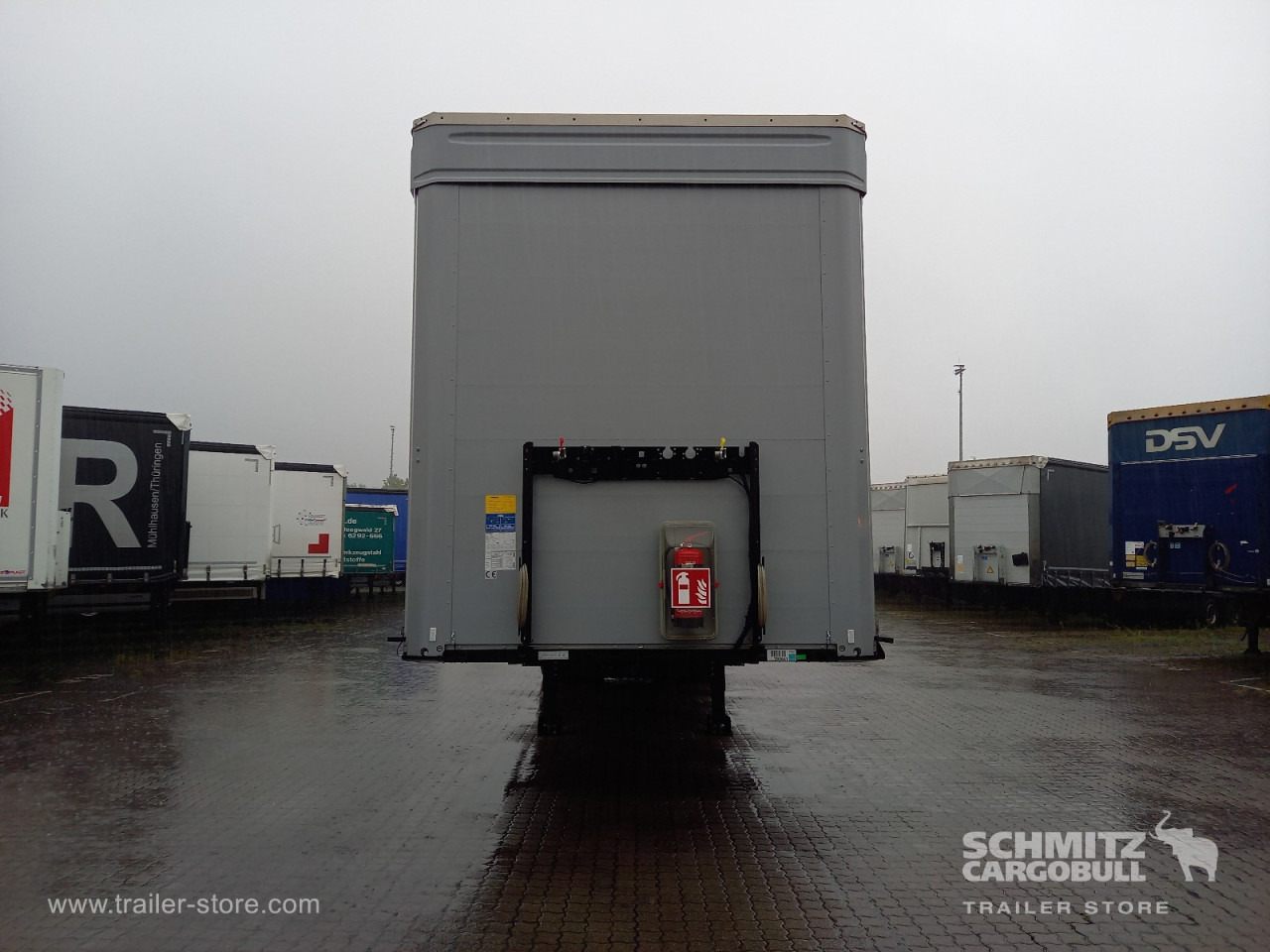 KOEGEL Auflieger Curtainsider Mega - Semi-reboque de lona: foto 2 KOEGEL Auflieger Curtainsider Mega - Semi-reboque de lona: foto 2