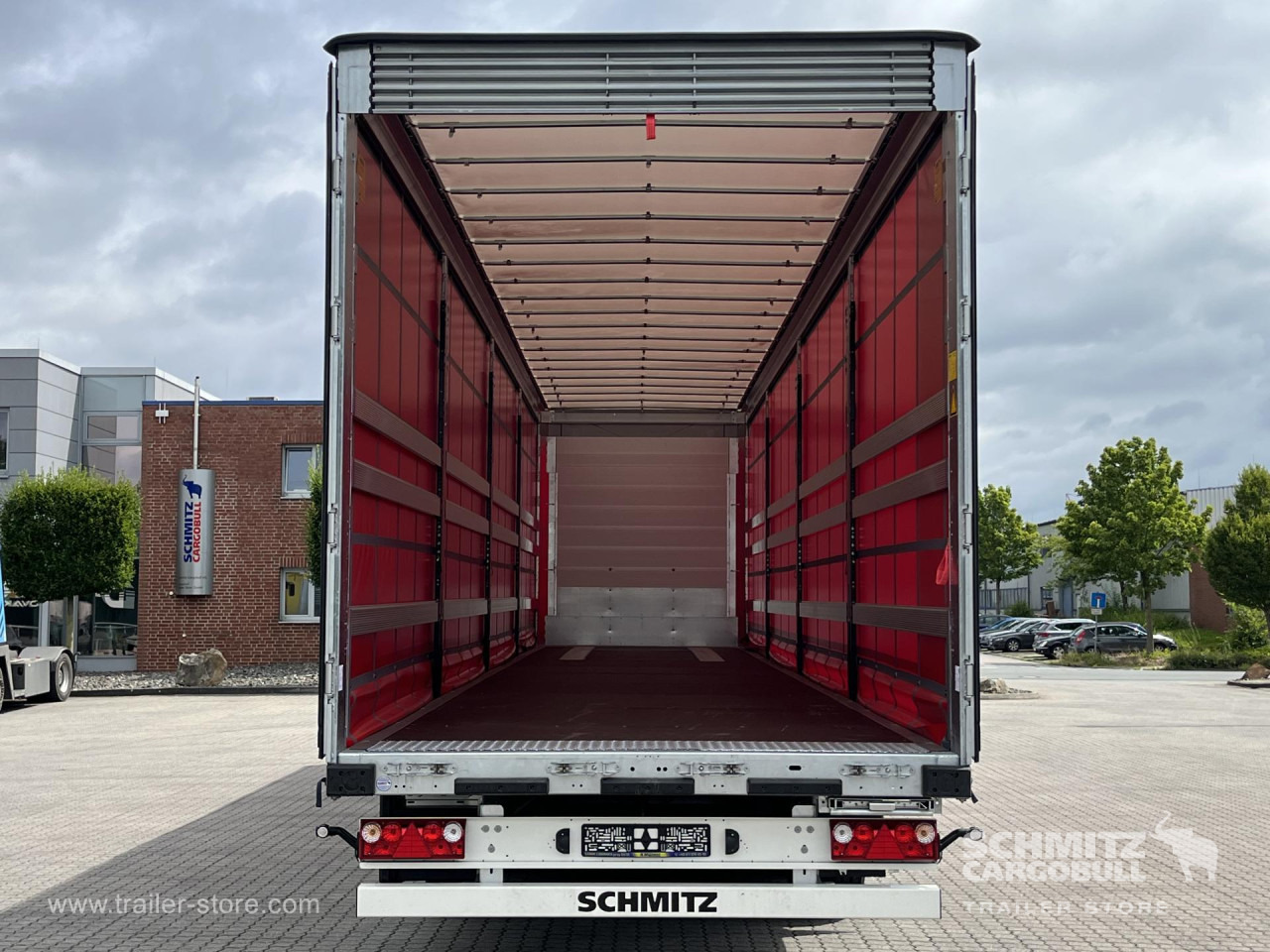 SCHMITZ Auflieger Curtainsider Mega - Semi-reboque de lona: foto 5 SCHMITZ Auflieger Curtainsider Mega - Semi-reboque de lona: foto 5