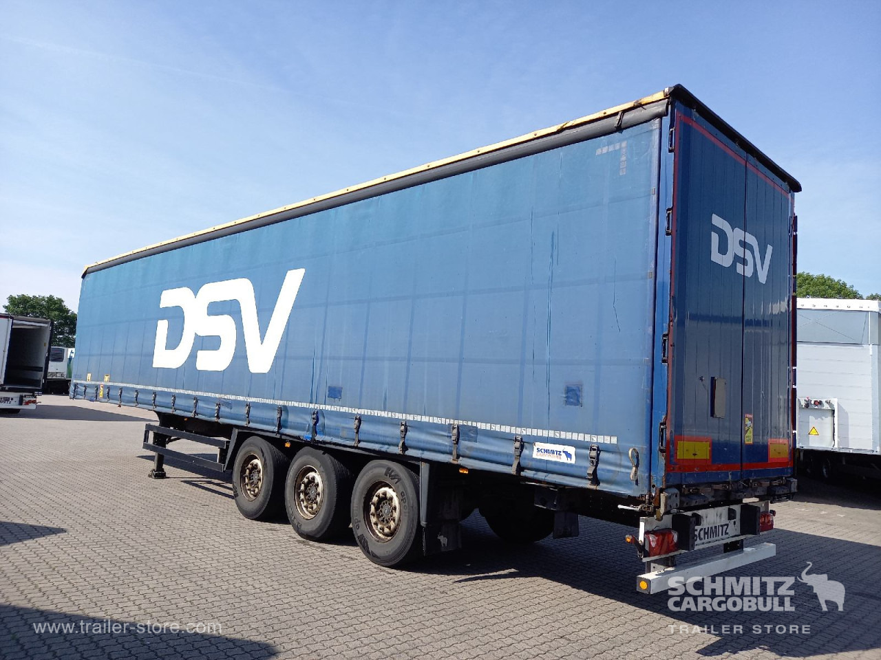 SCHMITZ Auflieger Curtainsider Standard - Semi-reboque de lona: foto 4 SCHMITZ Auflieger Curtainsider Standard - Semi-reboque de lona: foto 4