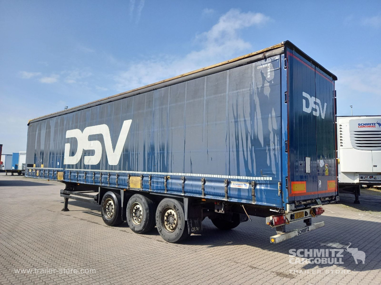 SCHMITZ Auflieger Curtainsider Standard - Semi-reboque de lona: foto 4 SCHMITZ Auflieger Curtainsider Standard - Semi-reboque de lona: foto 4