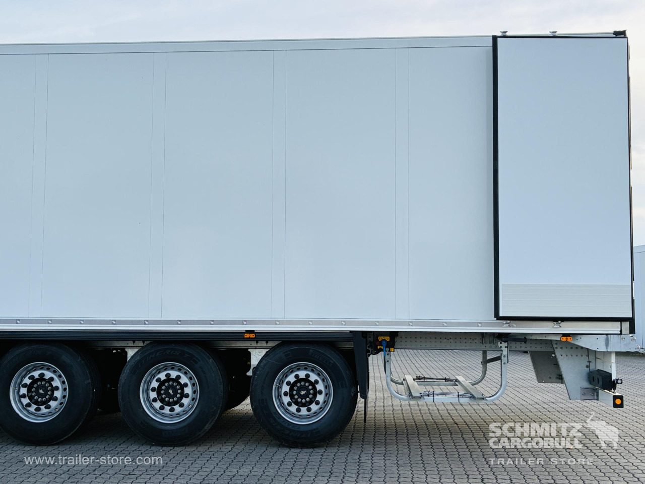 SCHMITZ Auflieger Tiefkühler Standard Double deck - Semireboque isotérmico: foto 5 SCHMITZ Auflieger Tiefkühler Standard Double deck - Semireboque isotérmico: foto 5