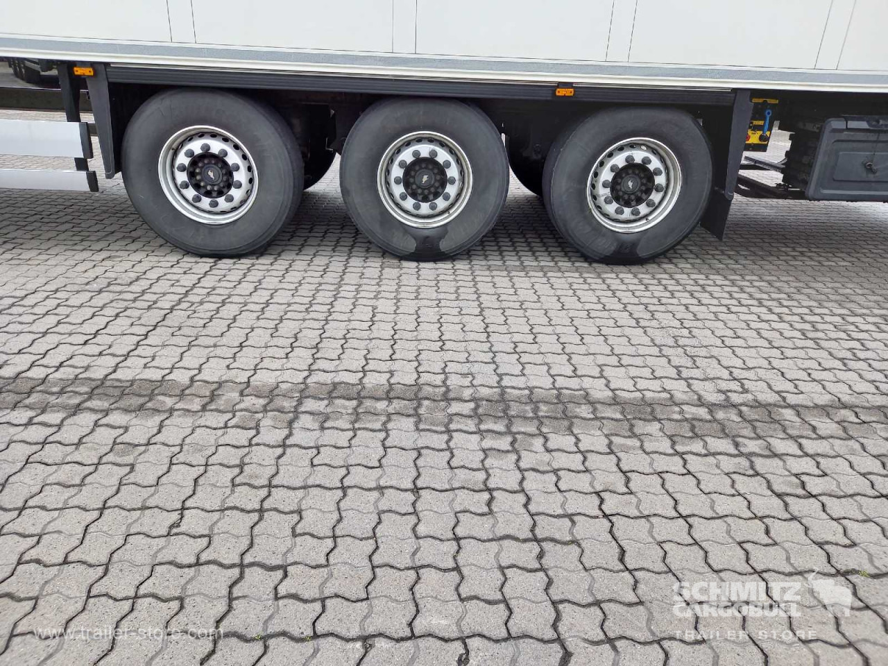 SCHMITZ Auflieger Tiefkühler Standard Double deck - Semireboque isotérmico: foto 5 SCHMITZ Auflieger Tiefkühler Standard Double deck - Semireboque isotérmico: foto 5