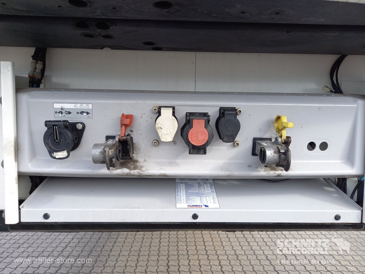 SCHMITZ Auflieger Tiefkühler Standard Double deck - Semireboque isotérmico: foto 5 SCHMITZ Auflieger Tiefkühler Standard Double deck - Semireboque isotérmico: foto 5