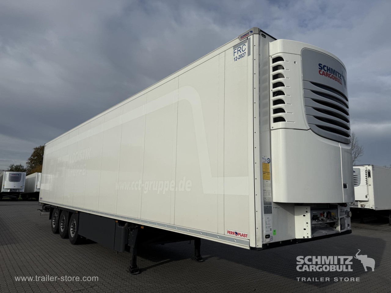 SCHMITZ Auflieger Tiefkühler Standard Double deck - Semireboque isotérmico: foto 1 SCHMITZ Auflieger Tiefkühler Standard Double deck - Semireboque isotérmico: foto 1