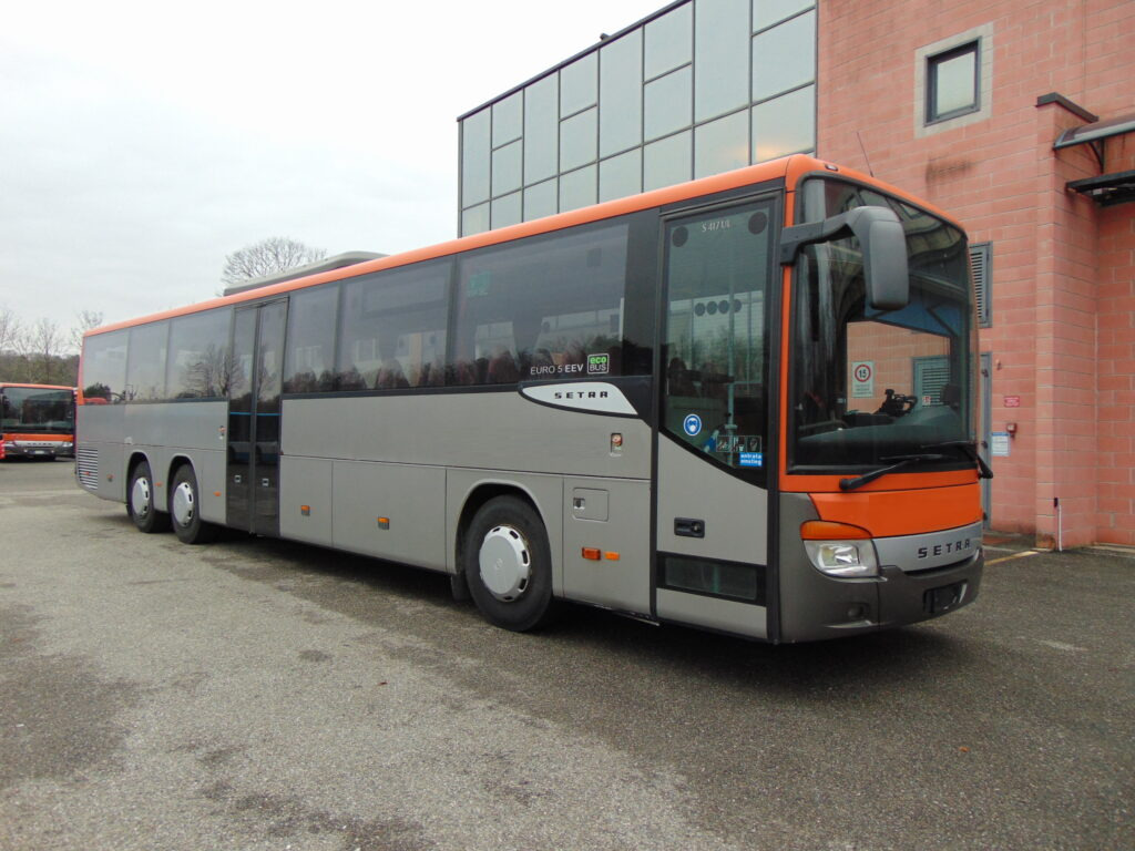 N.1 SETRA S 417 UL – Anno 2009 - Ônibus suburbano: foto 1 N.1 SETRA S 417 UL – Anno 2009 - Ônibus suburbano: foto 1