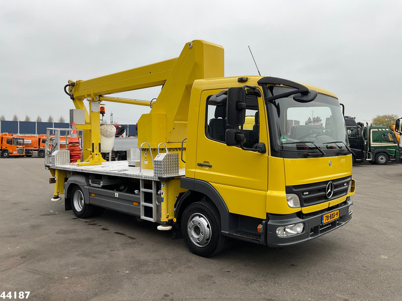 Mercedes-Benz Atego 815 Wumag Elevant 17 meter hoogwerker Just 39.048 km! - Caminhão: foto 4 Mercedes-Benz Atego 815 Wumag Elevant 17 meter hoogwerker Just 39.048 km! - Caminhão: foto 4